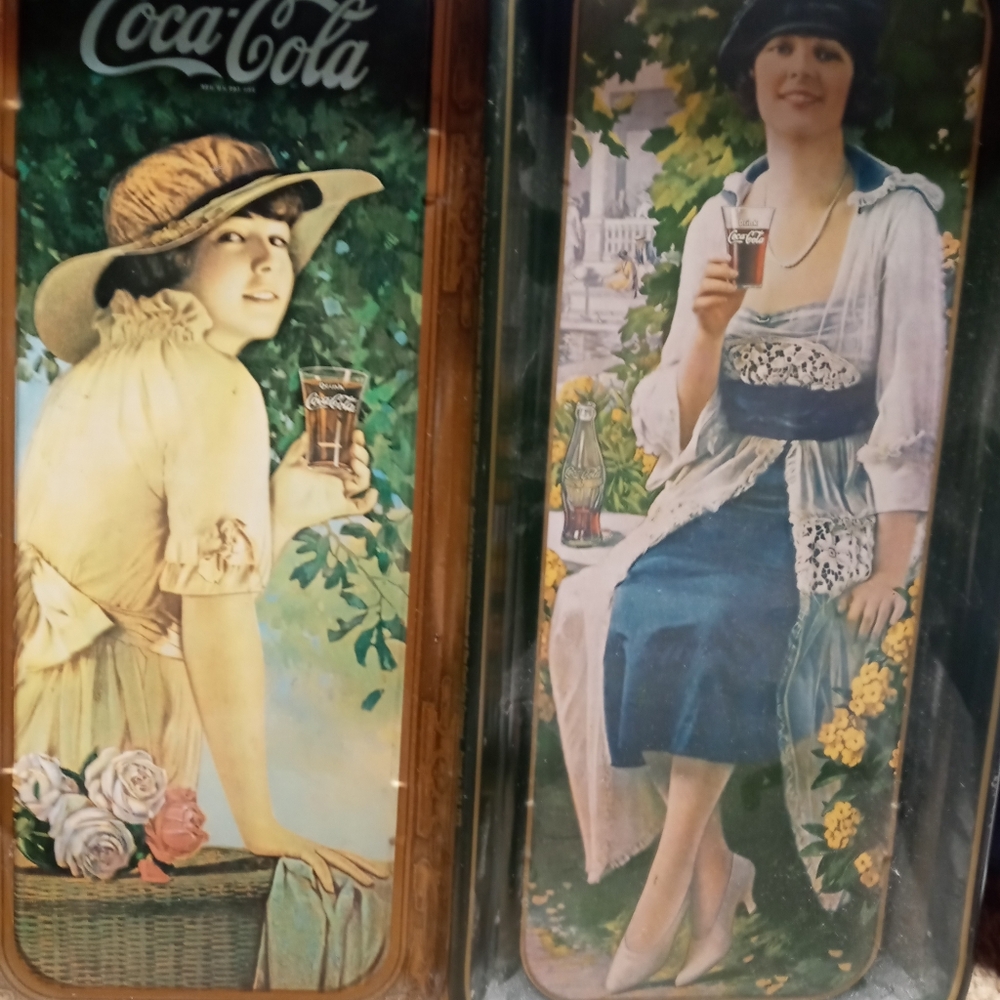 Vintage coca cola trys